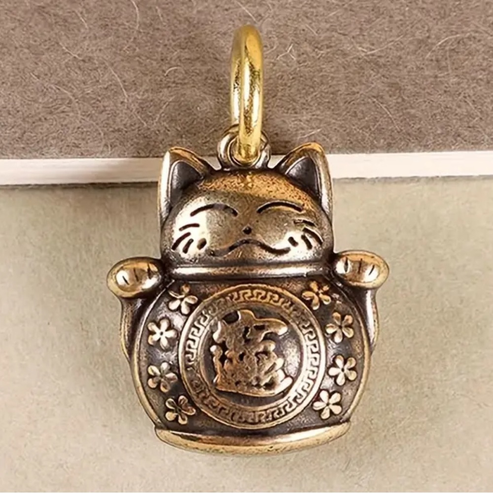 Brass good luck Cat - Picture 2 of 8